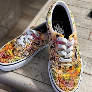 Vans Era Bandana Skull Sneakers